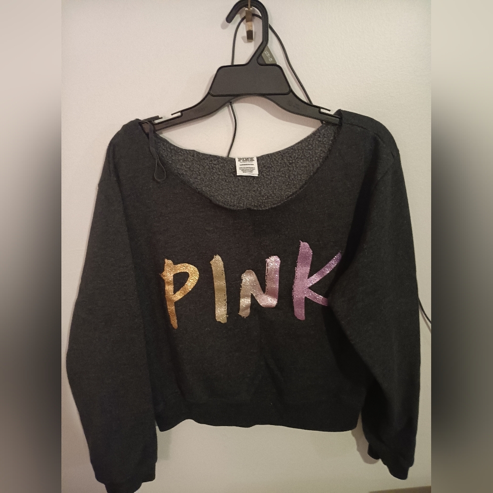 Pink cropped sweatshirt 💓